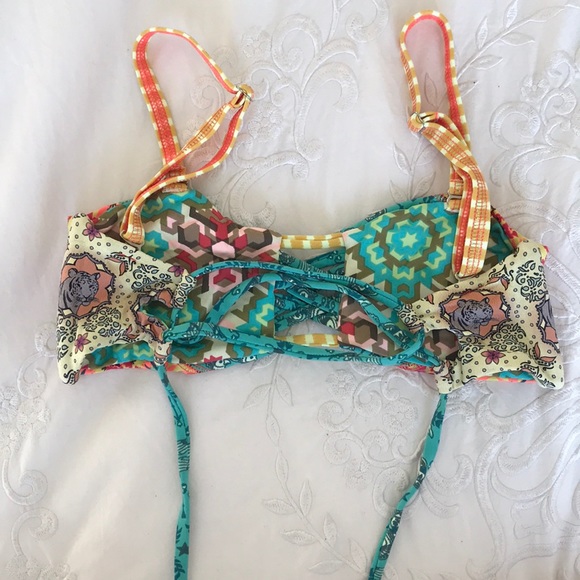 Reversible Maaji swimwear bikini top - Picture 3 of 5